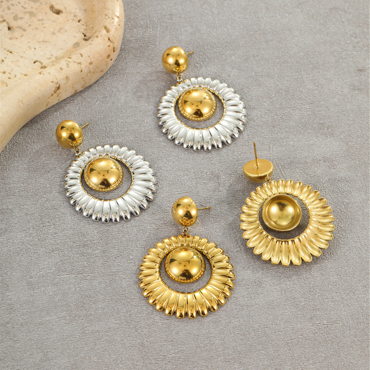 Orecchini geometrici in acciaio inossidabile stile francese vintage con placcatura in oro 18 carati e argento per donna