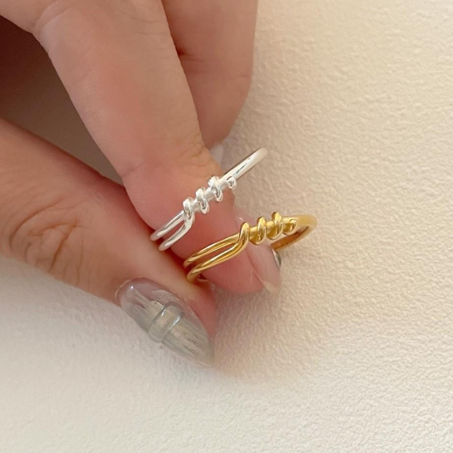 Anello minimalista vintage da donna con nodo d'argento, motivo a corda intrecciata e forma a cuore in argento sterling 925