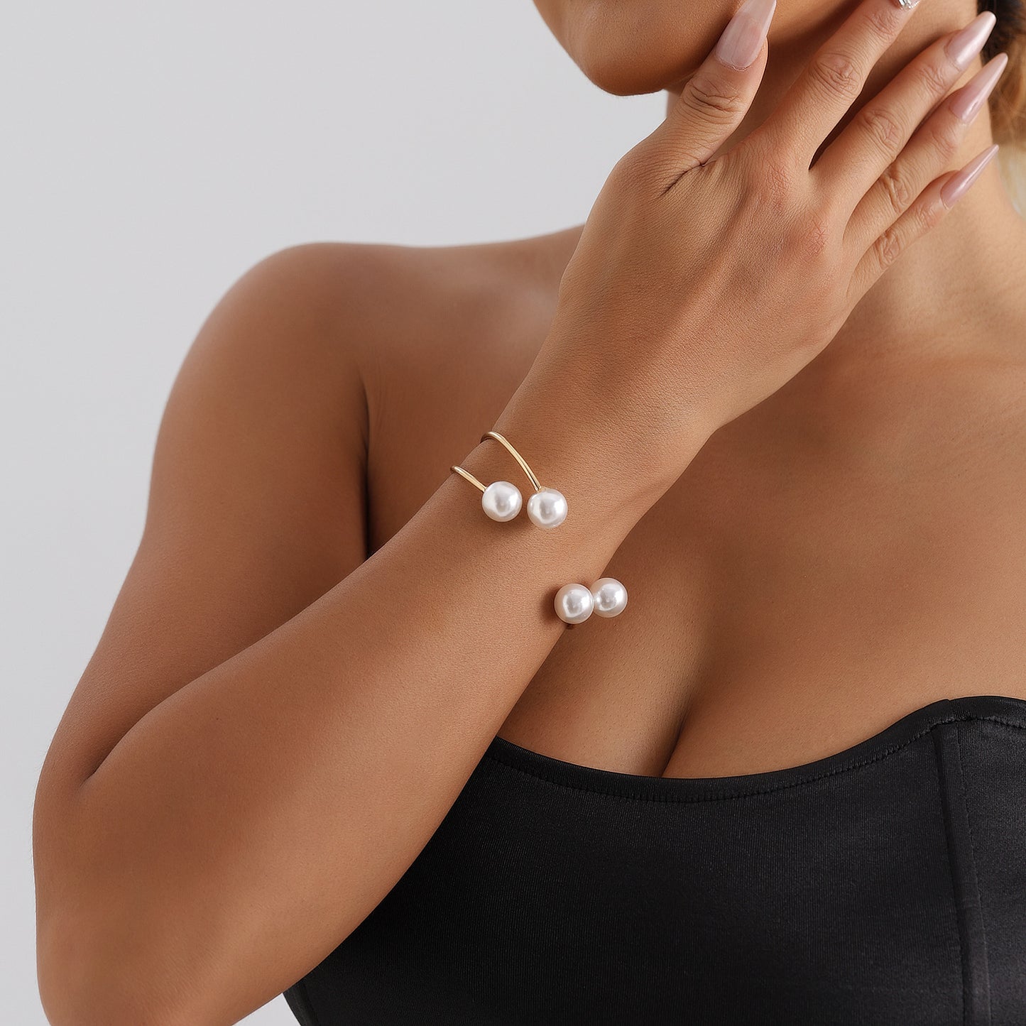 Punk Geometric Oversized Fake Pearl Vintage Ethnic Open Metal Bracelet for Women