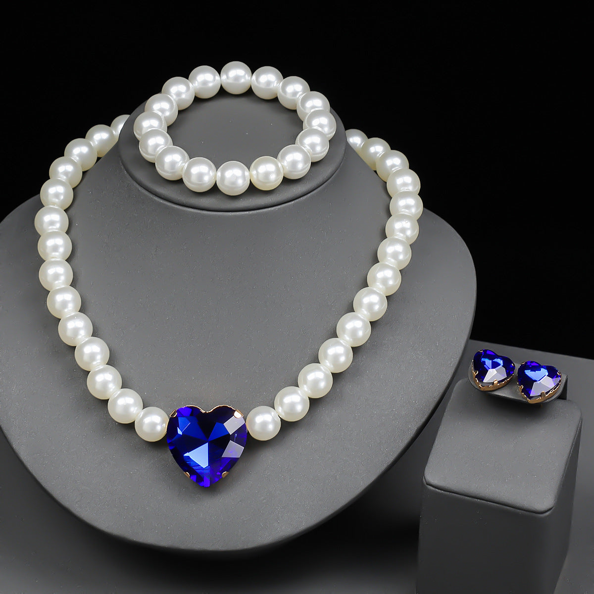 Minimalist Heart-Shaped Pearl Necklace Set with Alloy Pendant, Electroplated Finish, Includes Earrings Bracelet and Necklace for Women