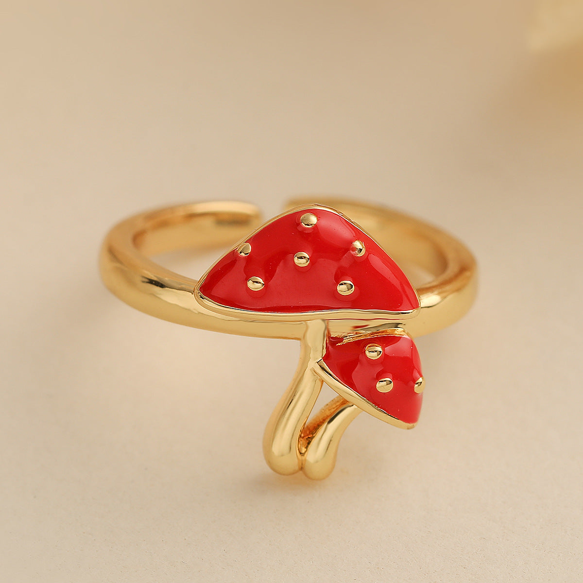 Anillo minimalista de cobre con forma de hongo, baño de oro de 18K y esmalte, para mujer