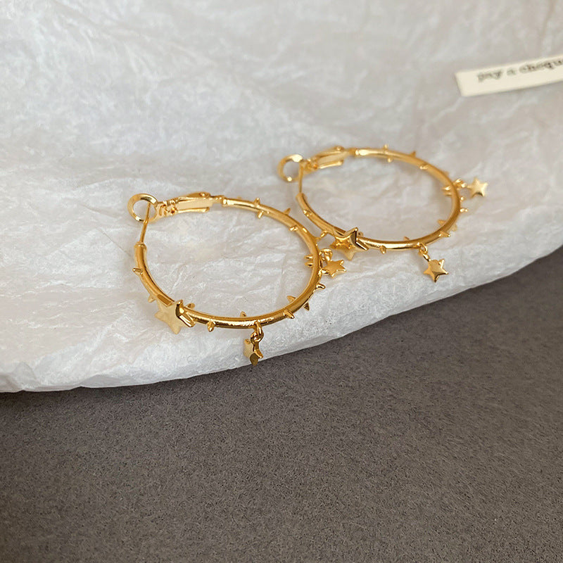 Orecchini a cerchio geometrici rotondi minimalisti da donna con base in rame placcato oro e perni in argento sterling 925, gioielli eleganti di lusso adatti all'ufficio
