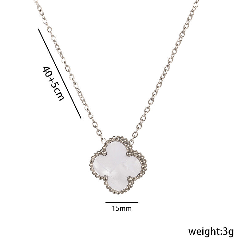 Collana con ciondolo a quadrifoglio geometrico alla moda da donna in acciaio al titanio con finitura galvanizzata