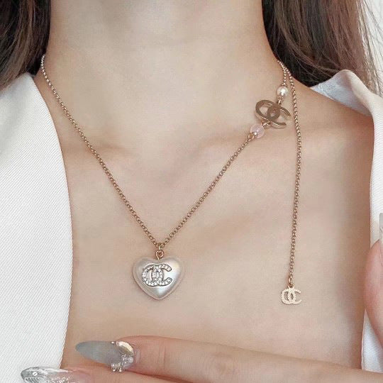 Luxury Gold Plated Brass Heart Letter Rhinestone Acrylic Pendant Necklace for Women
