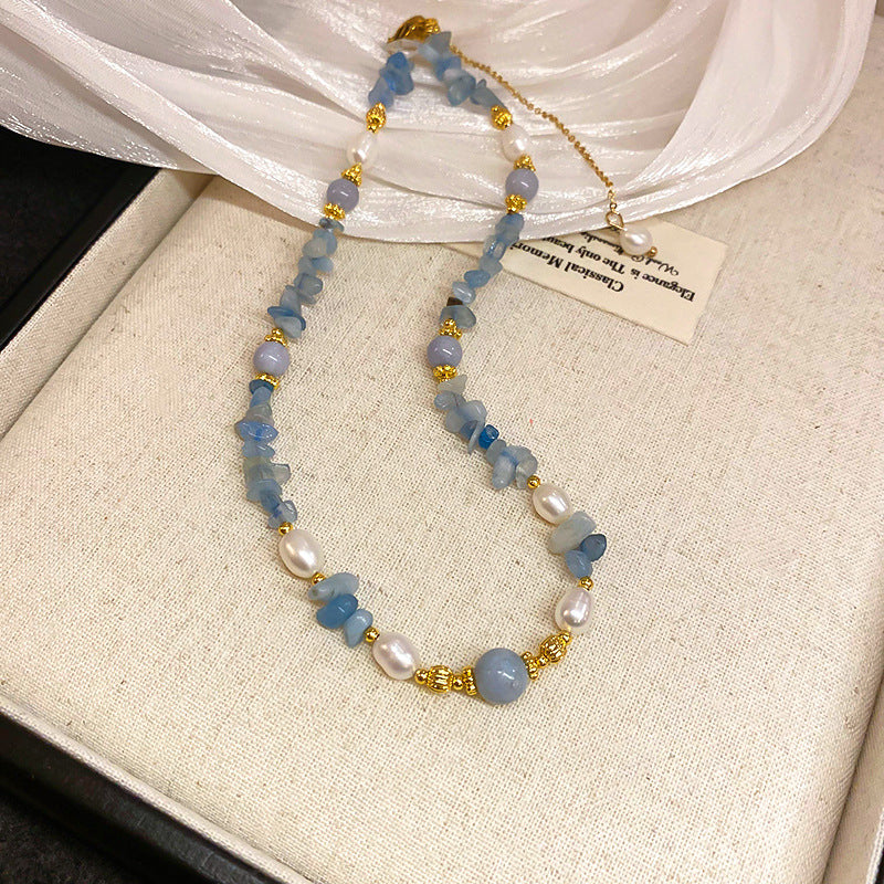 Collana Sweet Dopamine con perle barocche in lega di zinco con finitura placcata e ciondolo geometrico, delicata catena a clavicola da donna