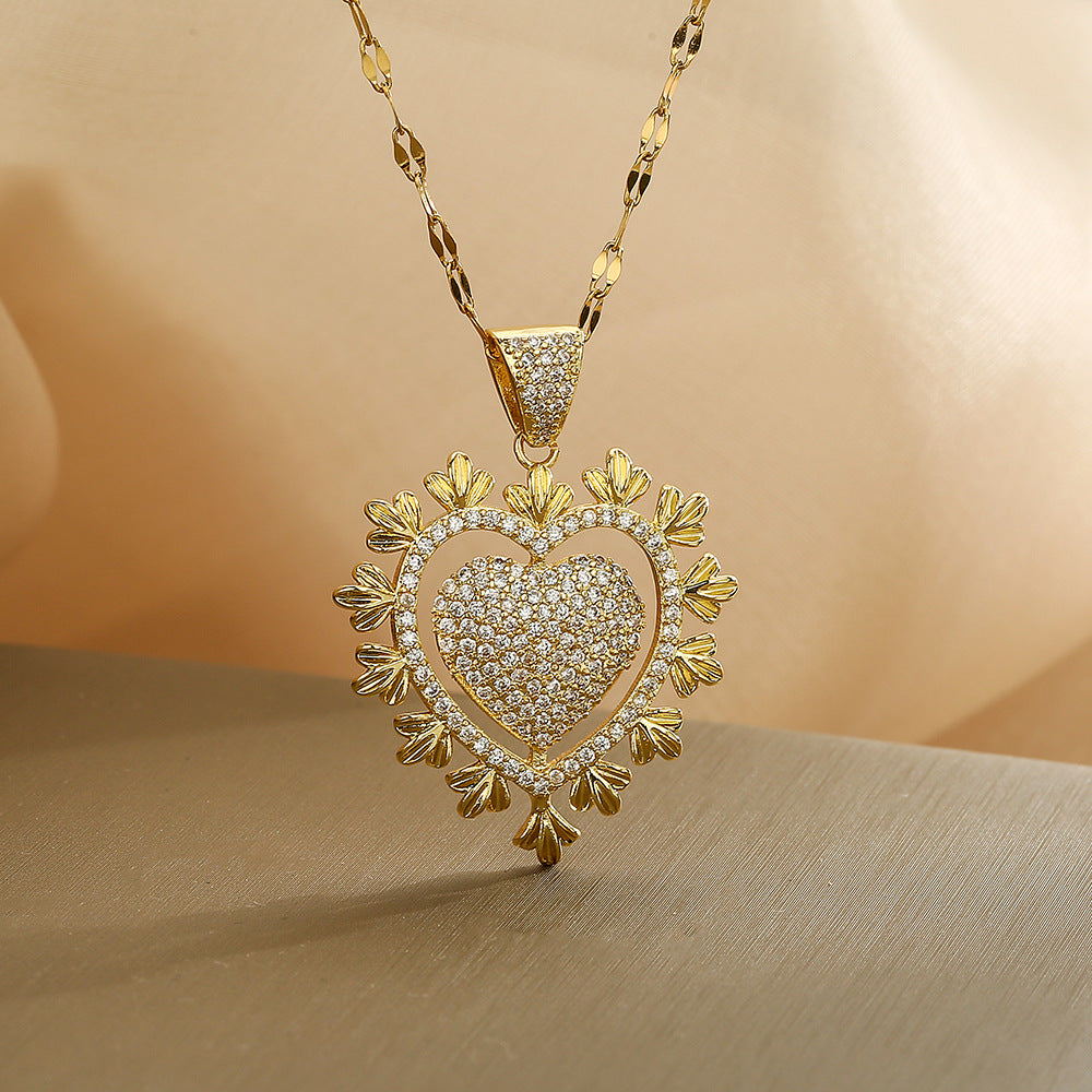 Minimalist Heart-Shaped Copper Pendant Necklace for Women with Zircon Accents, Delicate Clavicle Chain