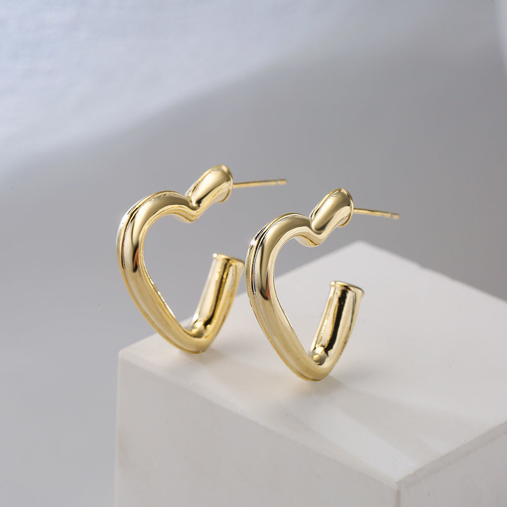 Geometric Heart-Shaped Copper Earrings with 18K Gold Plating for Women, Minimalist Fashion Accessory