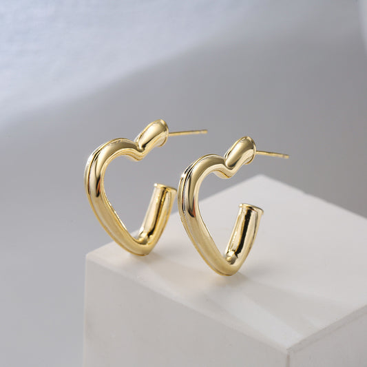 Geometric Heart-Shaped Copper Earrings with 18K Gold Plating for Women, Minimalist Fashion Accessory