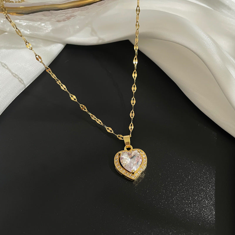Minimalist Titanium Steel Heart Pendant Necklace with Rhinestone Inlay for Women and Men, Adjustable Clavicle Chain Birthday Gift