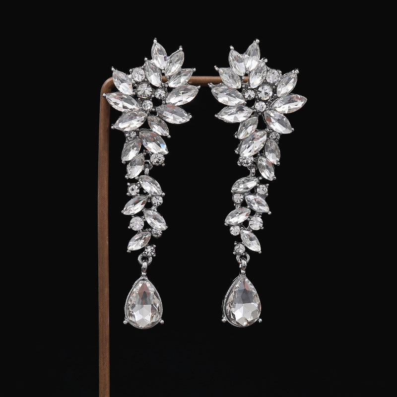 Fashionable Drip-Shaped Alloy Earrings with Plated Finish for Women Featuring Floral Leaf and Tree Motifs
