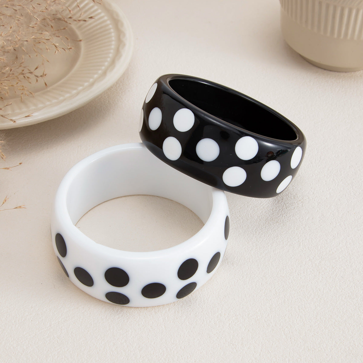 Fashion Geometric Round Polka Dot Resin Bracelet for Women