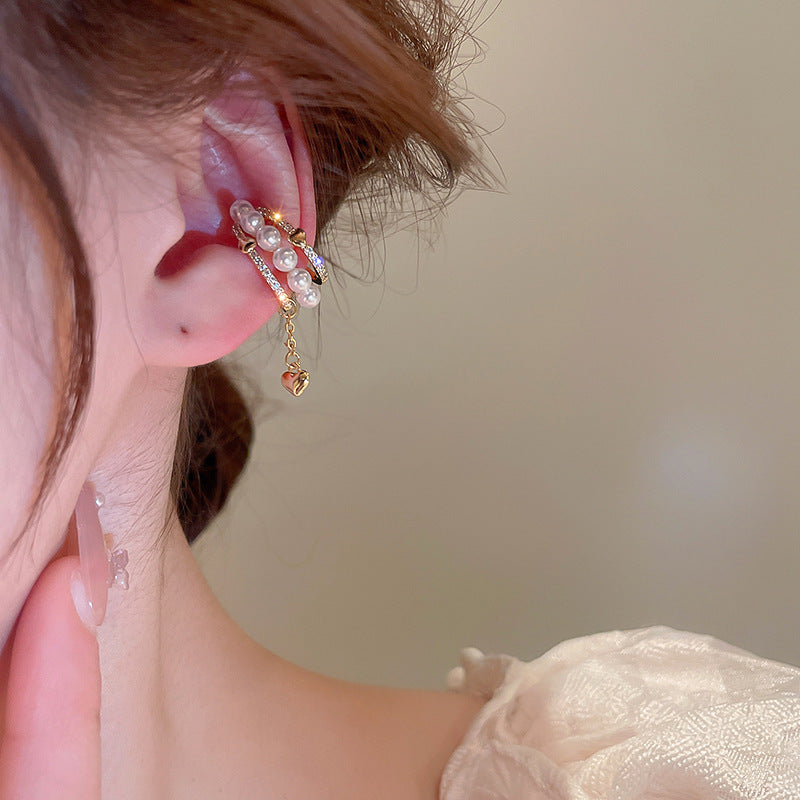 Sparkling Zircon Butterfly Ear Cuffs for Women Minimalist Elegant Ear Bone Clips with Simulated Pearl Accents