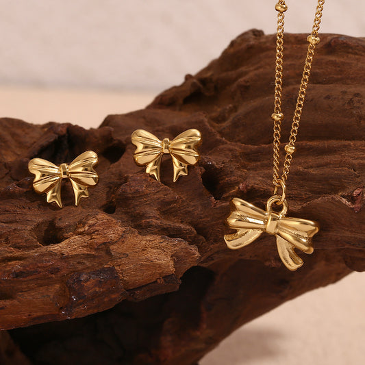 Minimalist Bow-Shaped Stainless Steel Necklace with 18K Gold Plating for Women