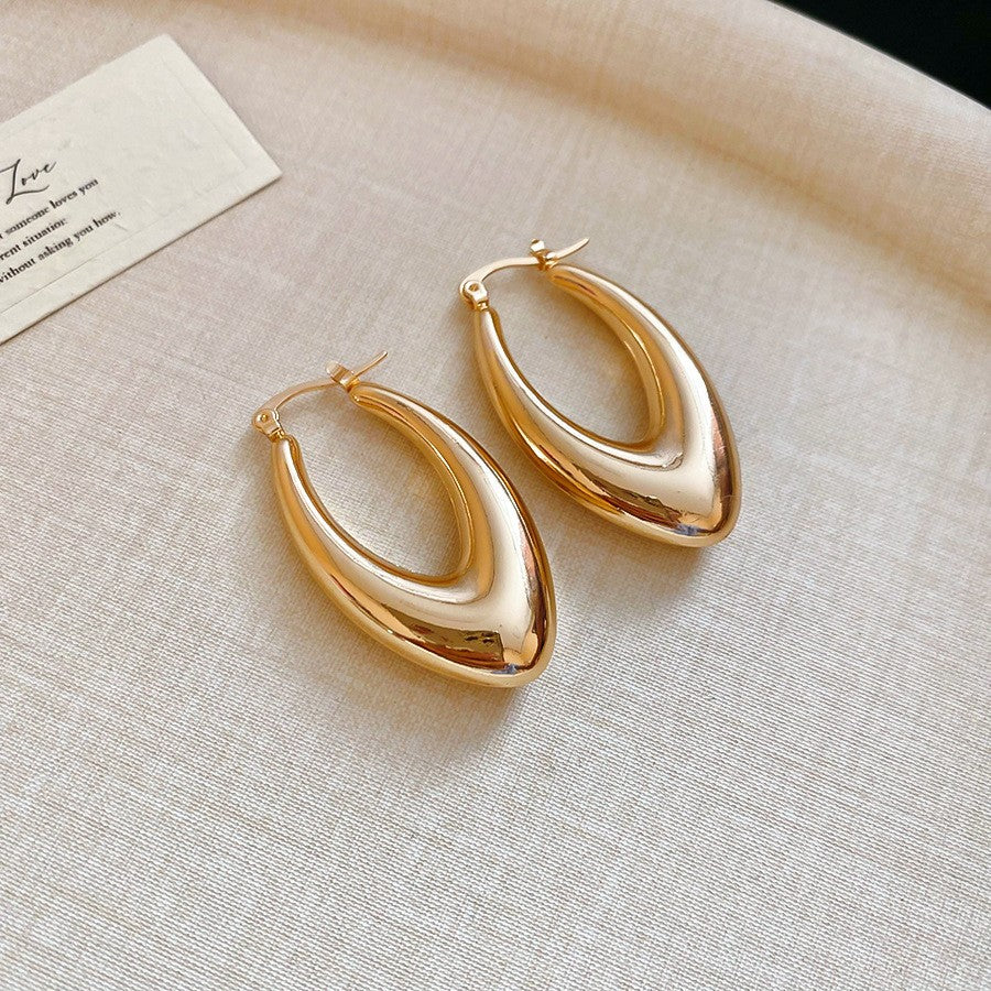 Orecchini a perno geometrici minimalisti in metallo con finitura placcata da donna, gioielli per l'orecchio lussuosi, alla moda e versatili per tutti i giorni