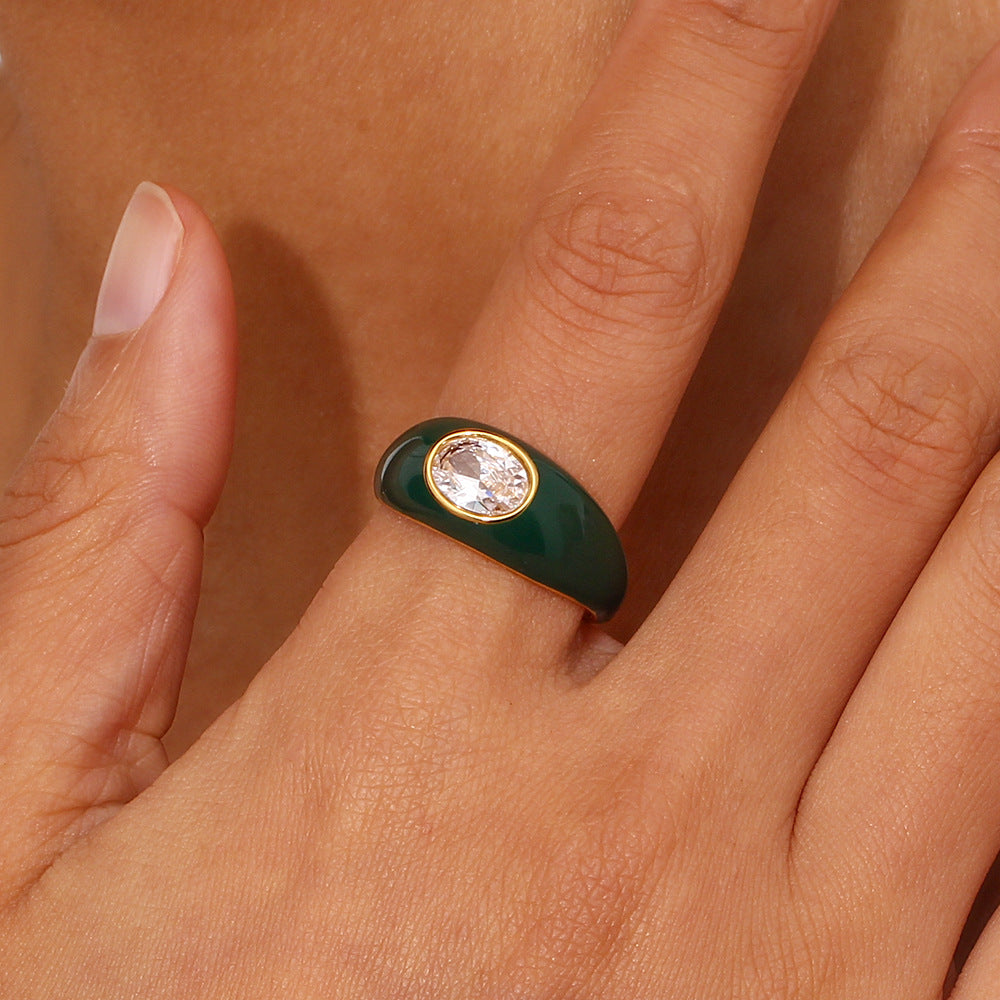 Vintage Style Oval-Shaped Titanium Steel Ring with 18K Gold Plating and Enamel Finish for Women