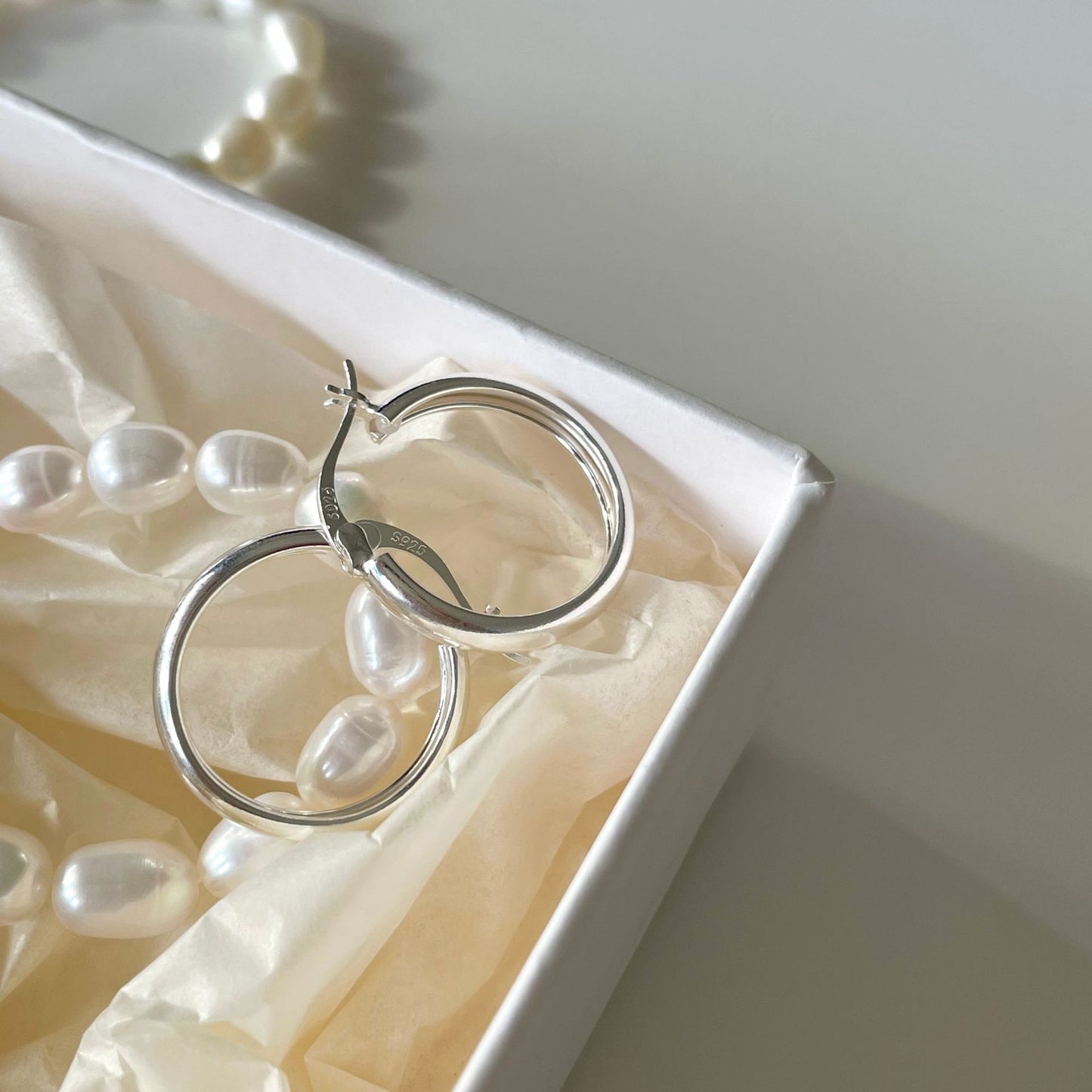 Minimalist 925 Sterling Silver Polished Round Hoop Earrings