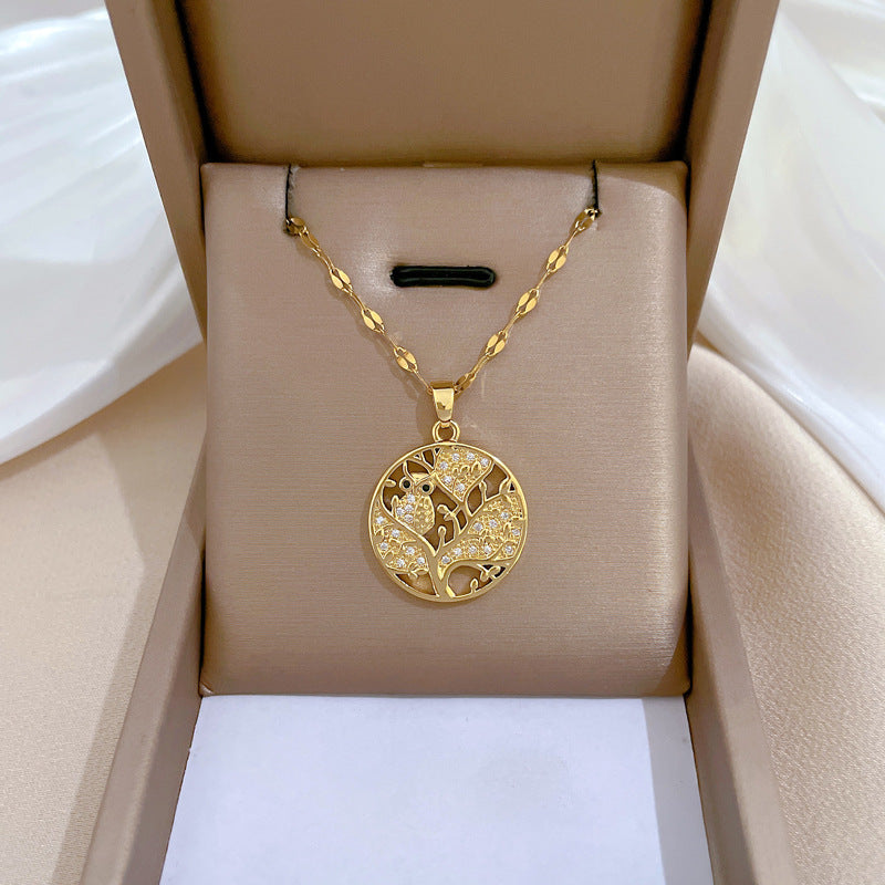 Collana con ciondolo a foglia gufo minimalista per donne e uomini, in acciaio inossidabile, delicata catena clavicola con accenti di strass