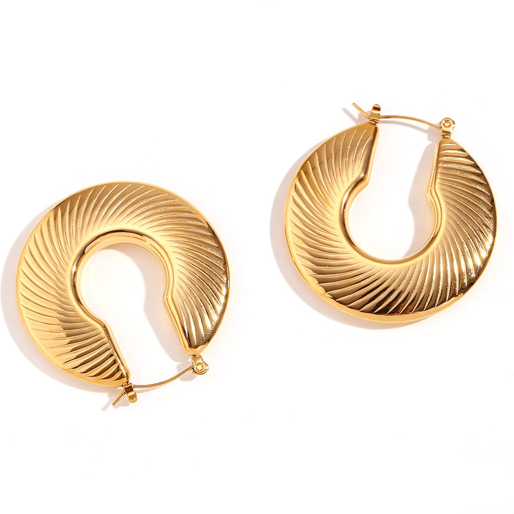 Fashionable Geometric Stainless Steel Earrings with 18K Gold Plating and Fringe Detail for Women