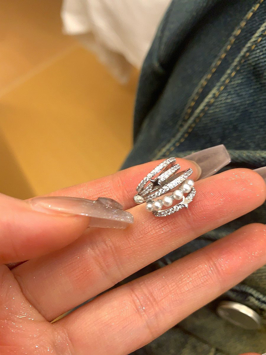 Orecchini a polsino geometrici minimalisti con perle e intarsio in zircone da donna - Lussuosi per tutti i giorni