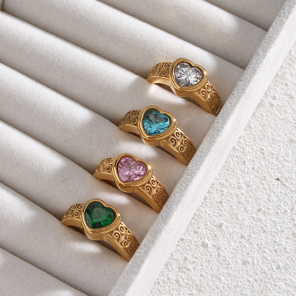 Minimalist Vintage-Inspired Heart-Shaped Stainless Steel Ring with Plated Finish for Women