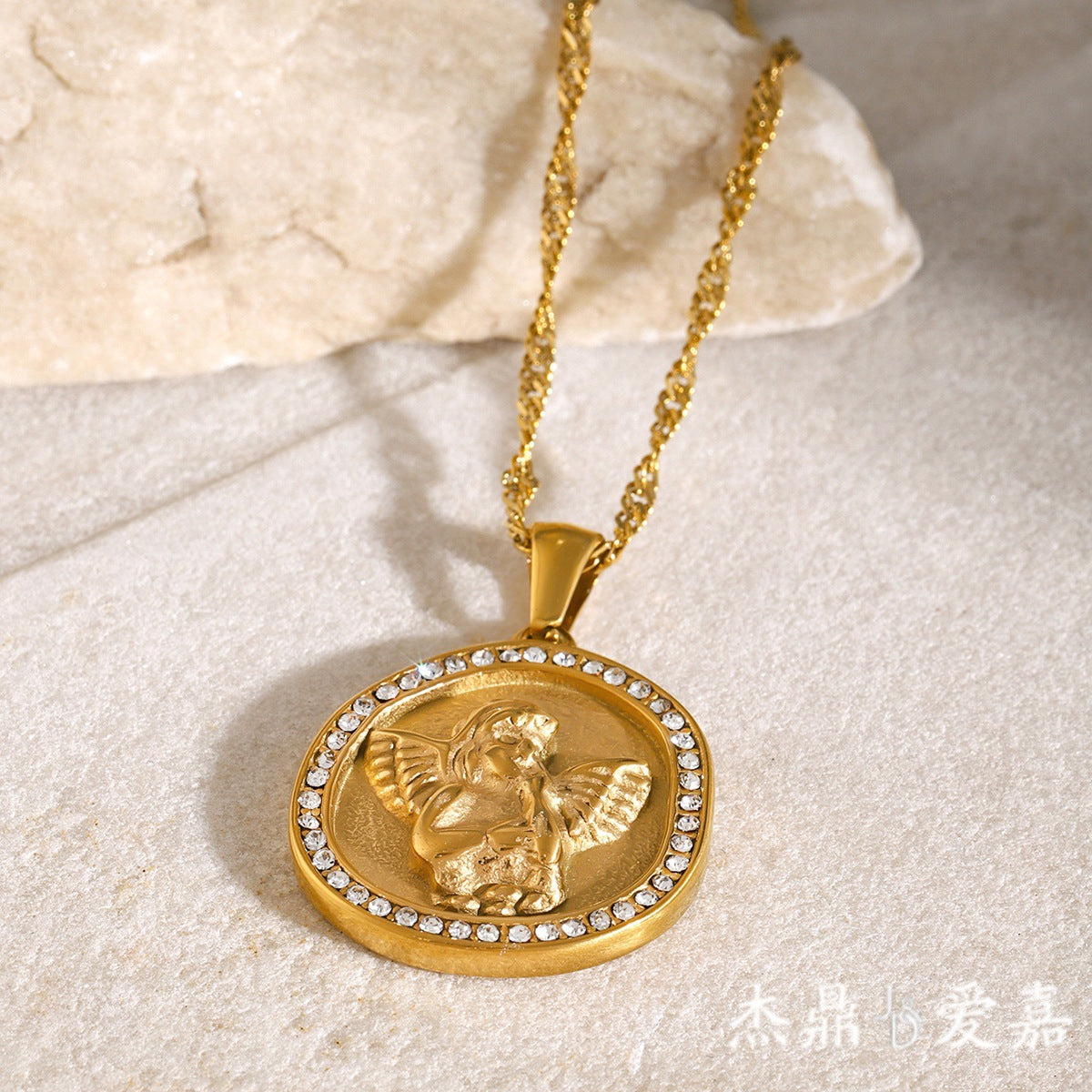 Minimalist 18K Gold Plated Round Stainless Steel Necklace with Rhinestone Abstract Pendant