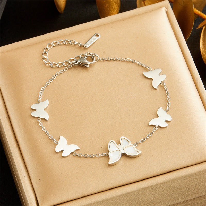 Bracciale di lusso da donna in acciaio inossidabile placcato a forma di cuore, stella o farfalla