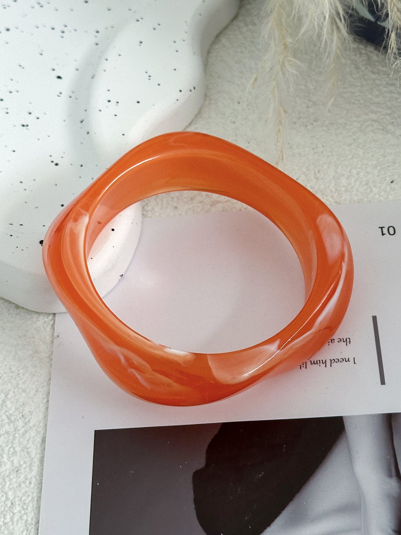 Bracciale rigido acrilico con olio a goccia geometrico rotondo vintage da donna