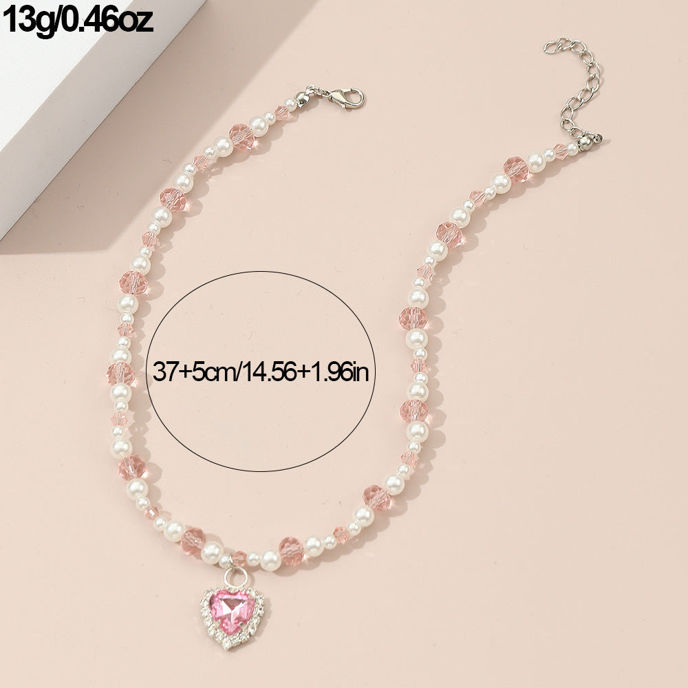 Minimalist Heart-Shaped Glass Beaded Necklace for Girls with Alloy Pendant and Round Bead Chain