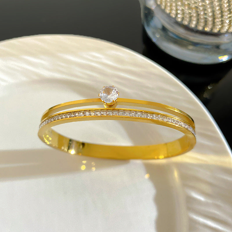 Elegant Geometric Cubic Zirconia Plated Titanium Steel Bracelet for Women