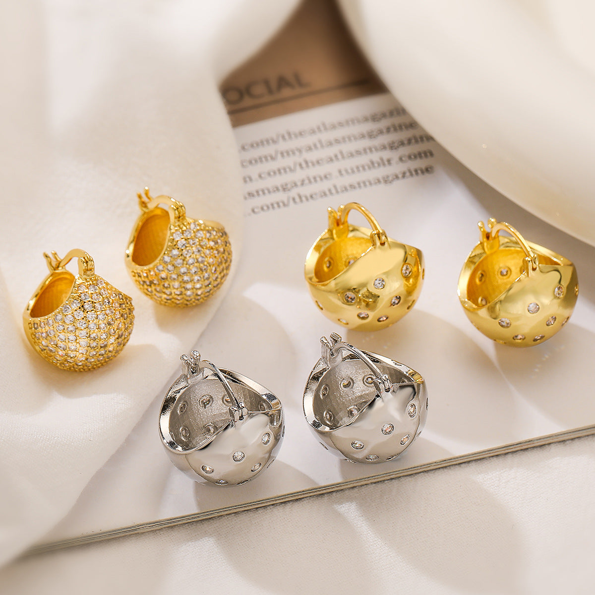 Vintage-Inspired Irregular Geometric Earrings for Women Made of Copper with Real Gold Plating and Zirconia Accents