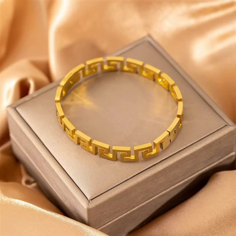Minimalist Greek Key Pattern Titanium Steel Bracelet with Electroplated Finish for Women