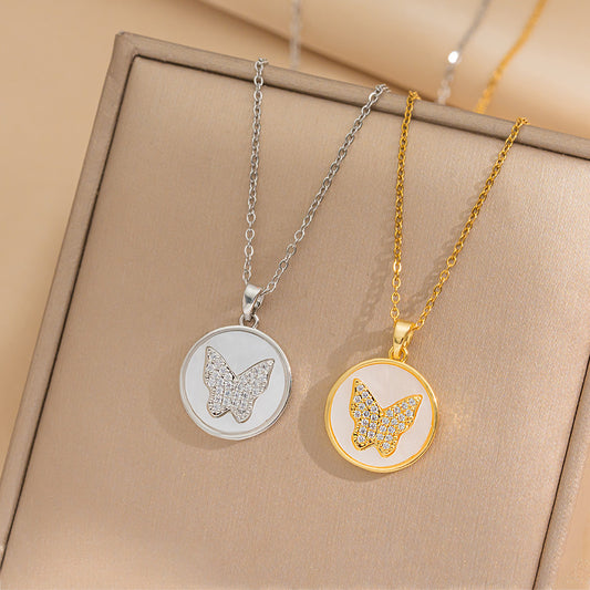 Collar con colgante de mariposa minimalista de acero de titanio con chapado en oro y circonitas micropavé, diseño de cadena de serpiente para mujer