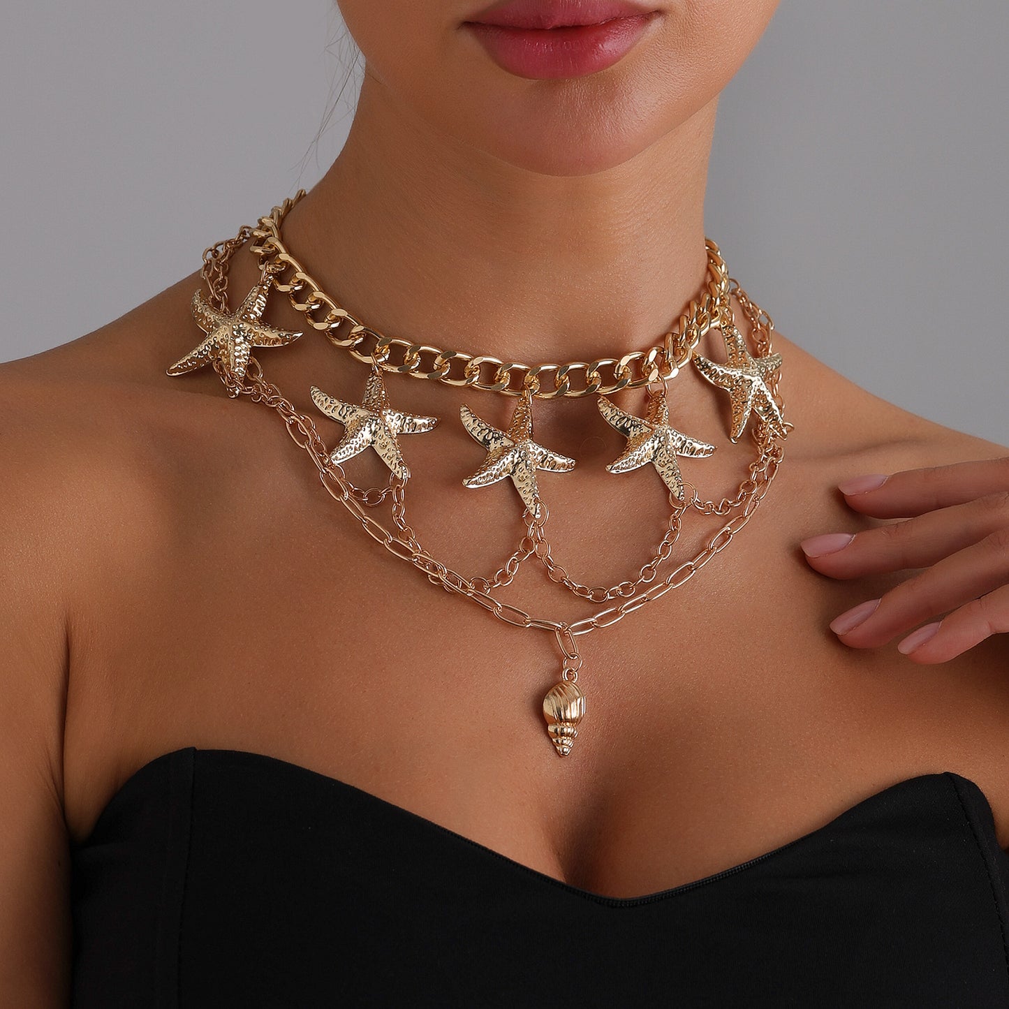 Vintage Starfish Seashell Beach-Themed Necklace for Women Alloy Pendant with Plated Finish on Clavicle Chain