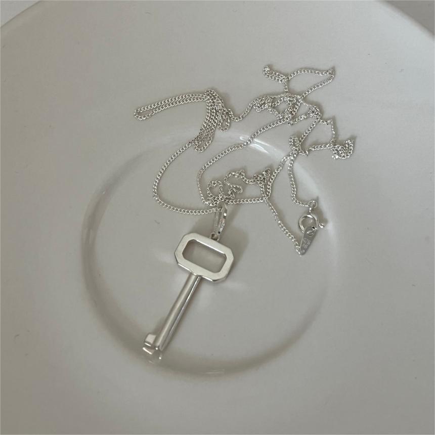 Minimalist Geometric Key Necklace in 925 Sterling Silver with Gold Plating, Dainty Cross Chain Pendant for Women