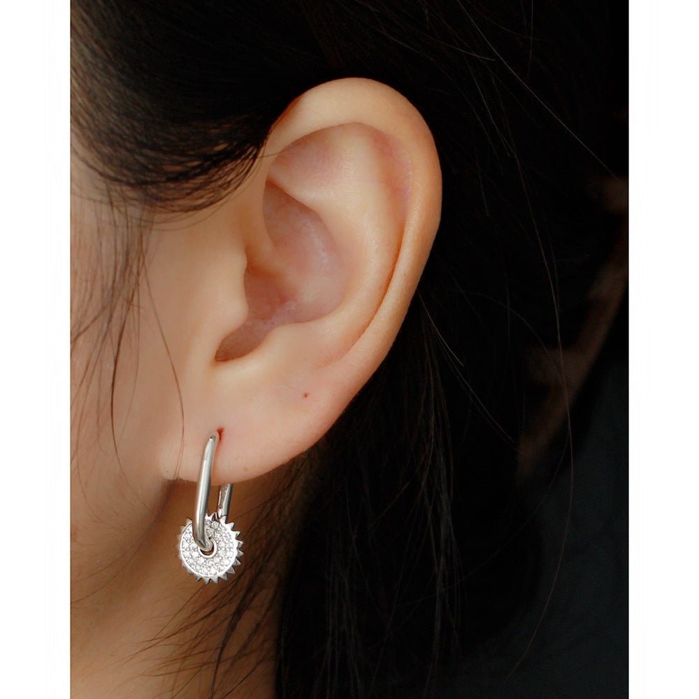 Sweet Streetwear Geometric 925 Sterling Silver Inlaid Diamond Stud Earrings