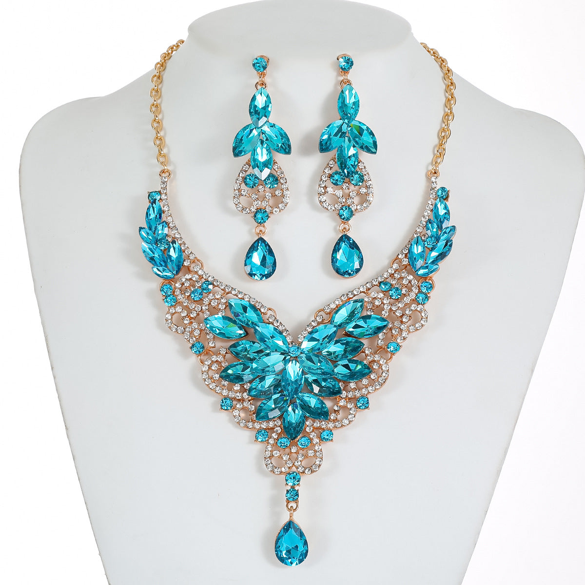 French Vintage Style Butterfly-Shaped Alloy Necklace Set with Rhinestone Accents, Electroplated O-Chain, Floral Botanical Design Featuring Wheat, Petal, Leaf and Lotus Pod Motifs for Women