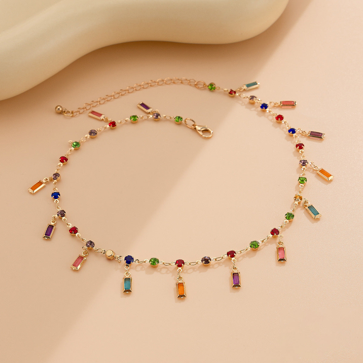 Elegant Geometric Crystal Rhinestone Pendant Necklace Plated Cable Chain for Women