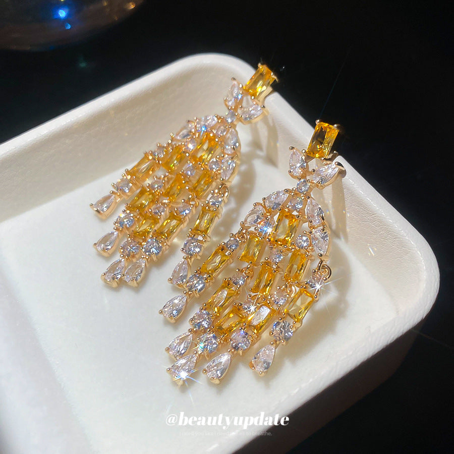 Pendientes colgantes geométricos estilo corte francés con incrustaciones de circonitas y detalles de borlas para mujer