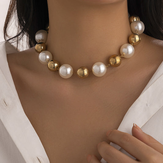 Collar estilo punk con dije redondo geométrico para mujer, con dije de aleación galvanizada y cuentas de resina en cadena de bolas