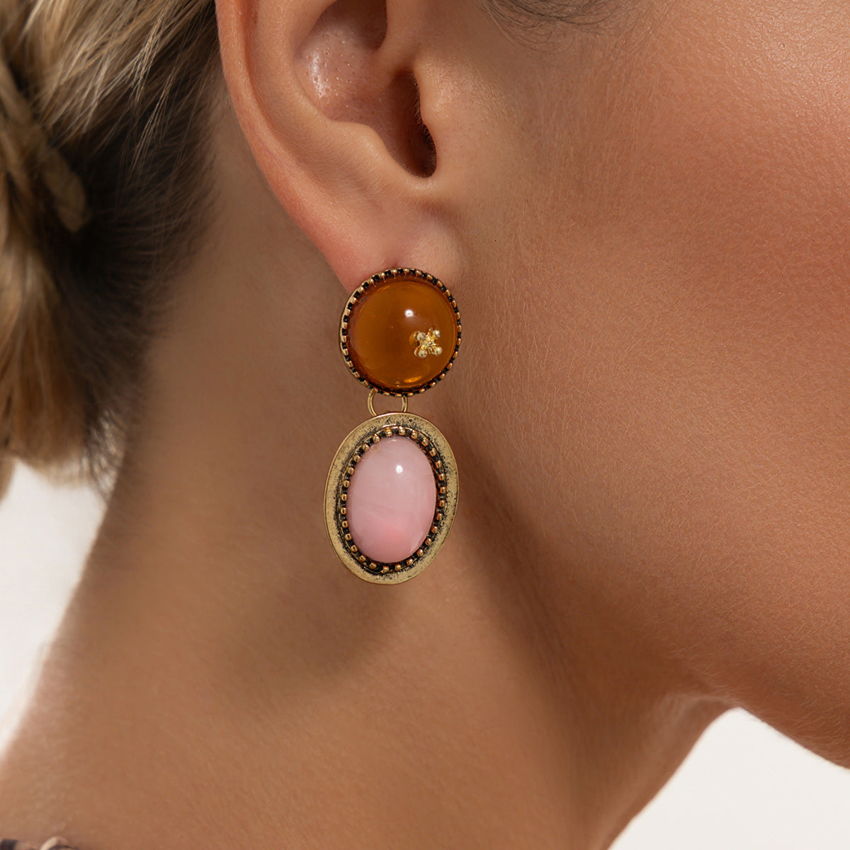 Vintage Luxury Oval Gradient Resin Zinc Alloy Plated Earrings for Women