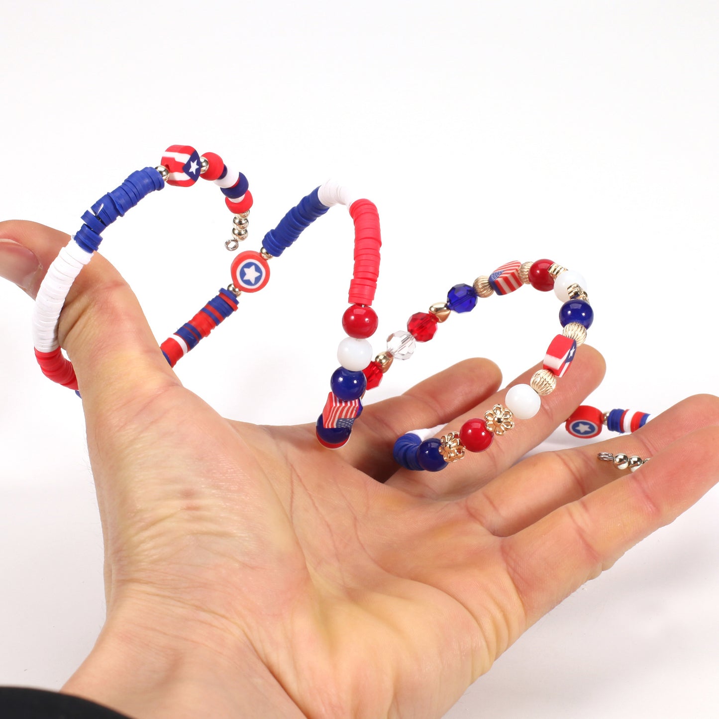 Bracciale geometrico con perline in resina e filo avvolto, unisex