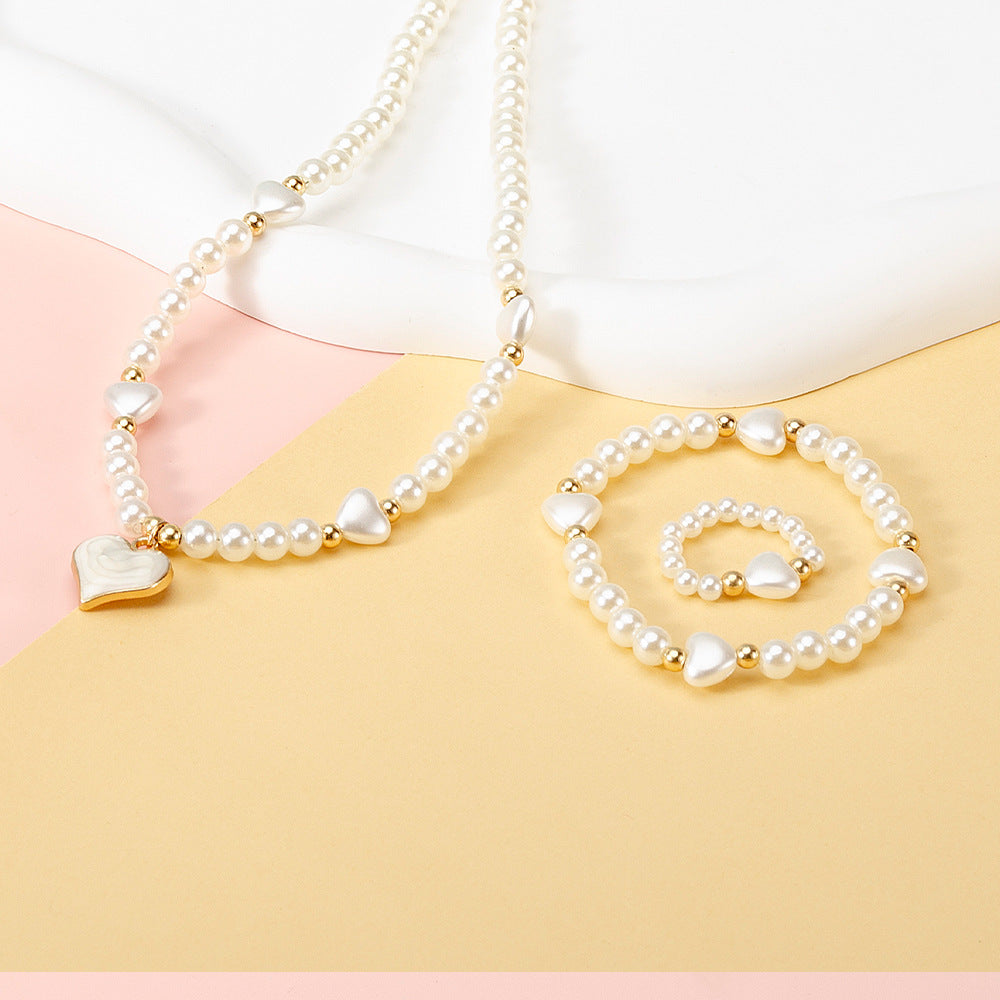 Set collana Sweet a forma di cuore con perle finte per bambine con catena di perline rotonde e ciondolo in lega