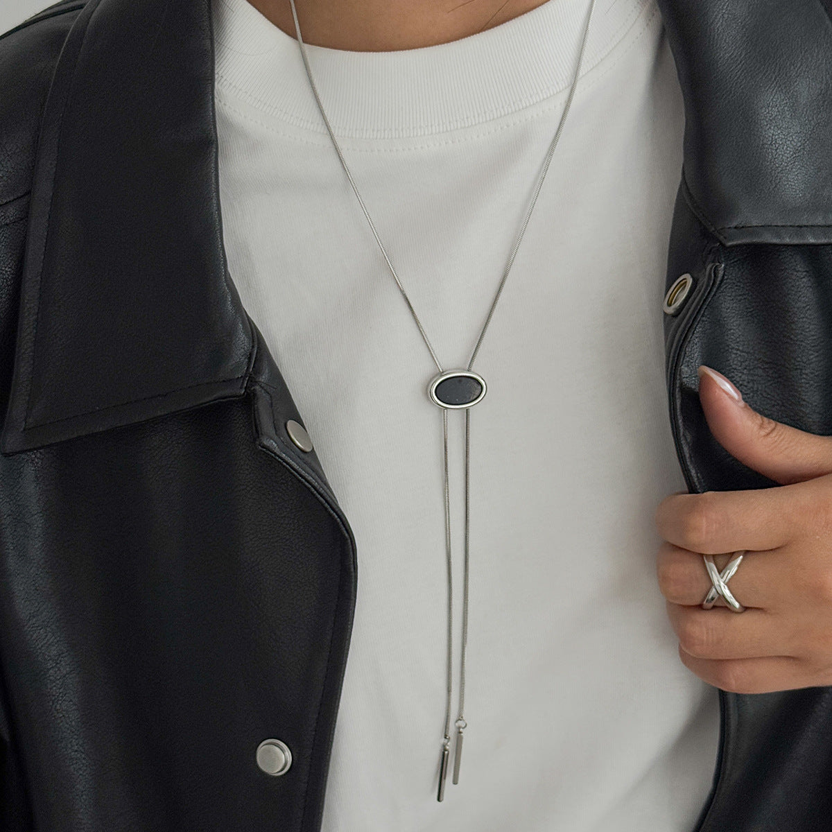 Minimalist Geometric Floral Resin Pendant Plated Stainless Steel Cable Chain Necklace for Women