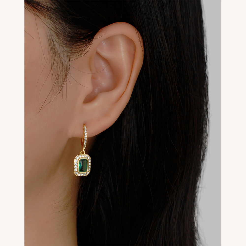 Minimalist Geometric S925 Sterling Silver Stud Earrings with Emerald Green Rhinestones for Women