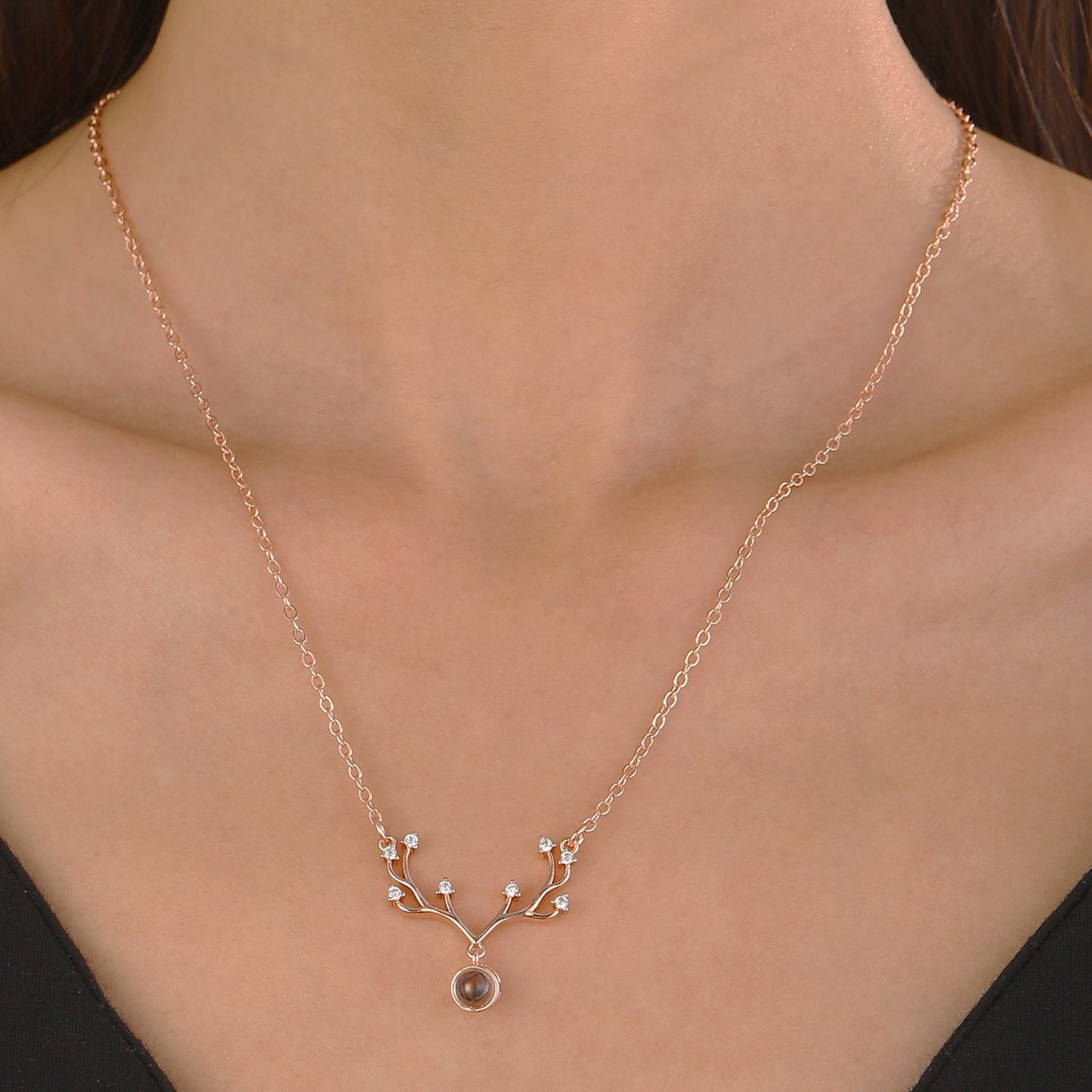 Collana Corno di Cervo Catena Sottile Ramata Ciondolo Minimalista Regalo Festivo di Natale