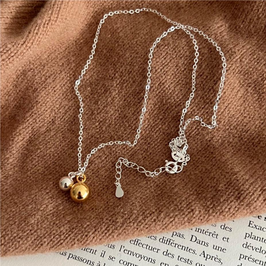 Collana Minimalista con Doppia Perla Geometrica Tonda in Argento Sterling 925
