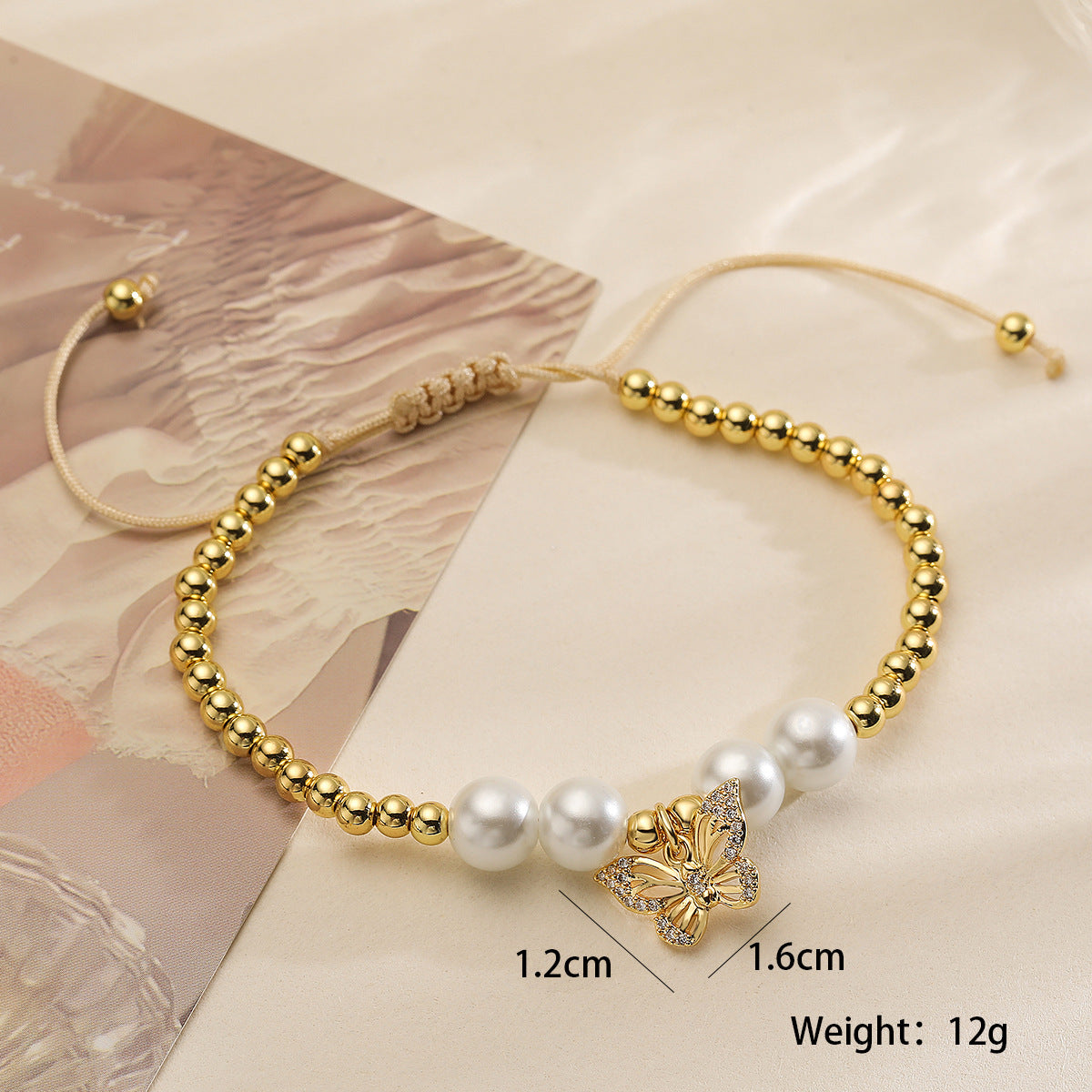 Bracciale da Donna a Farfalla in Rame Placcato Oro 18K con Intarsio in Zirconi, Stile Minimalista Fresco