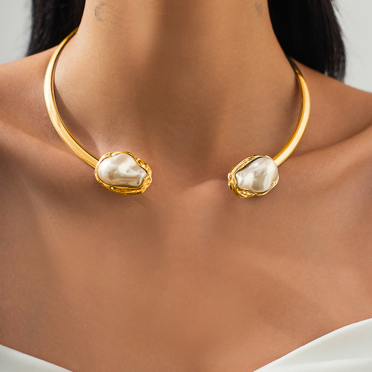 Vintage Baroque Geometric Pearl Alloy Plated Necklace for Women