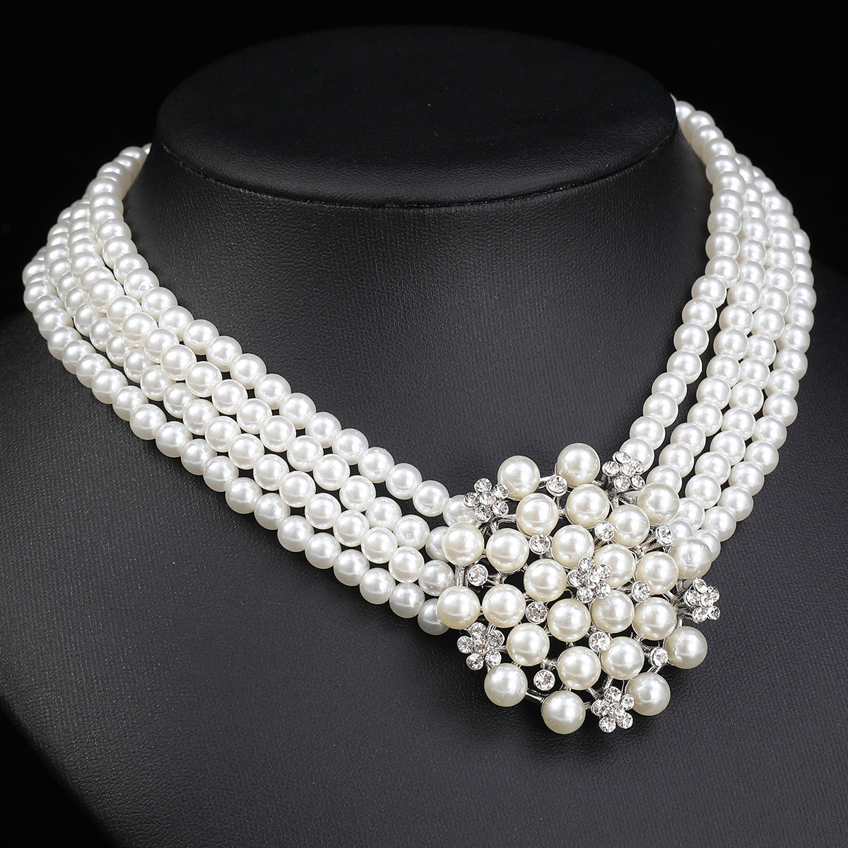 Elegant Floral Pearl Necklace and Earrings Set for Women Lightweight Luxury Style Multi-Strand Pearl Choker with Alloy Pendant and Beaded Construction