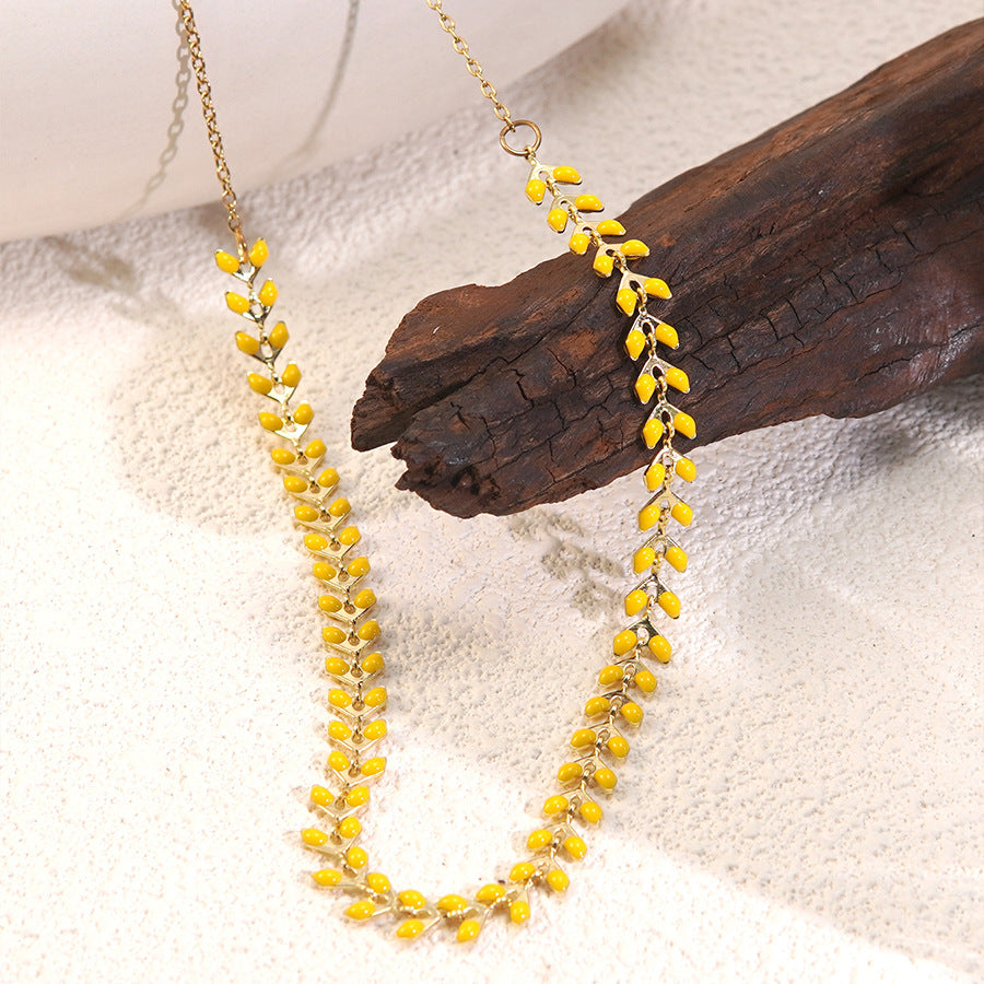 Collana da donna placcata in acciaio inossidabile a cuore geometrico minimalista